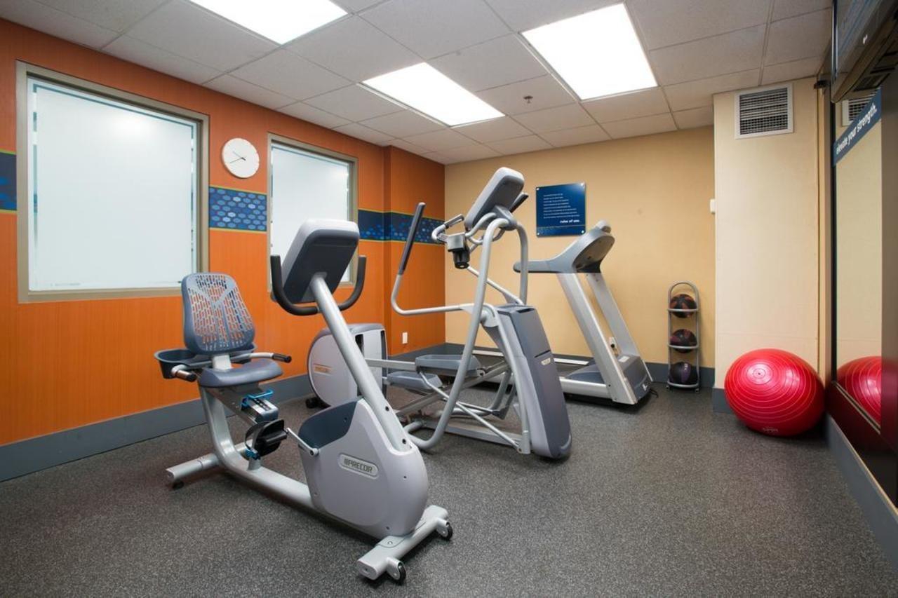 Country Inn & Suites By Radisson, Toronto Mississauga, On מראה חיצוני תמונה