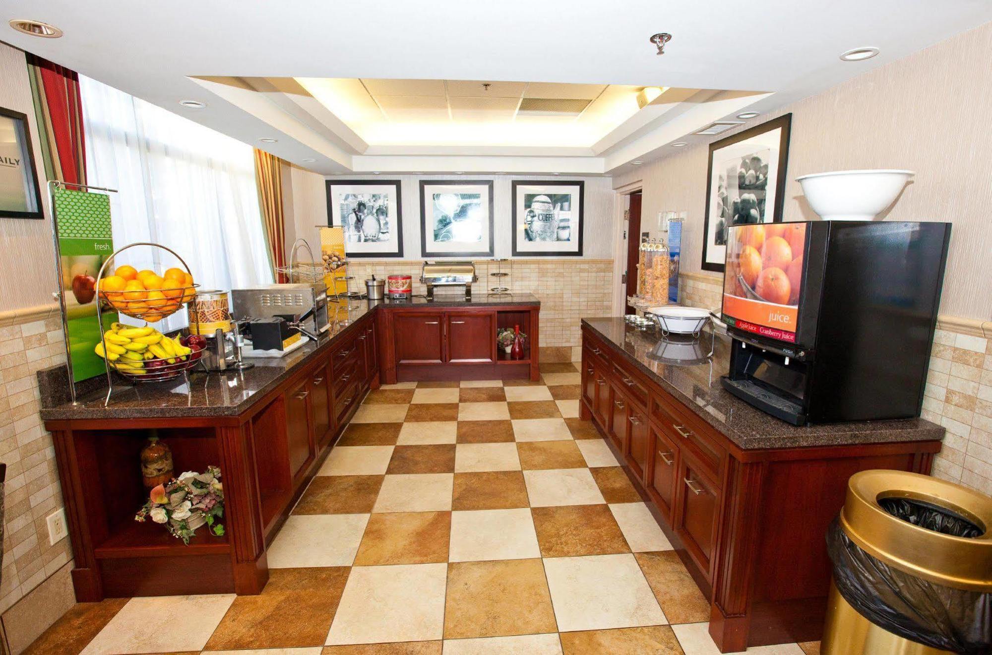 Country Inn & Suites By Radisson, Toronto Mississauga, On מראה חיצוני תמונה