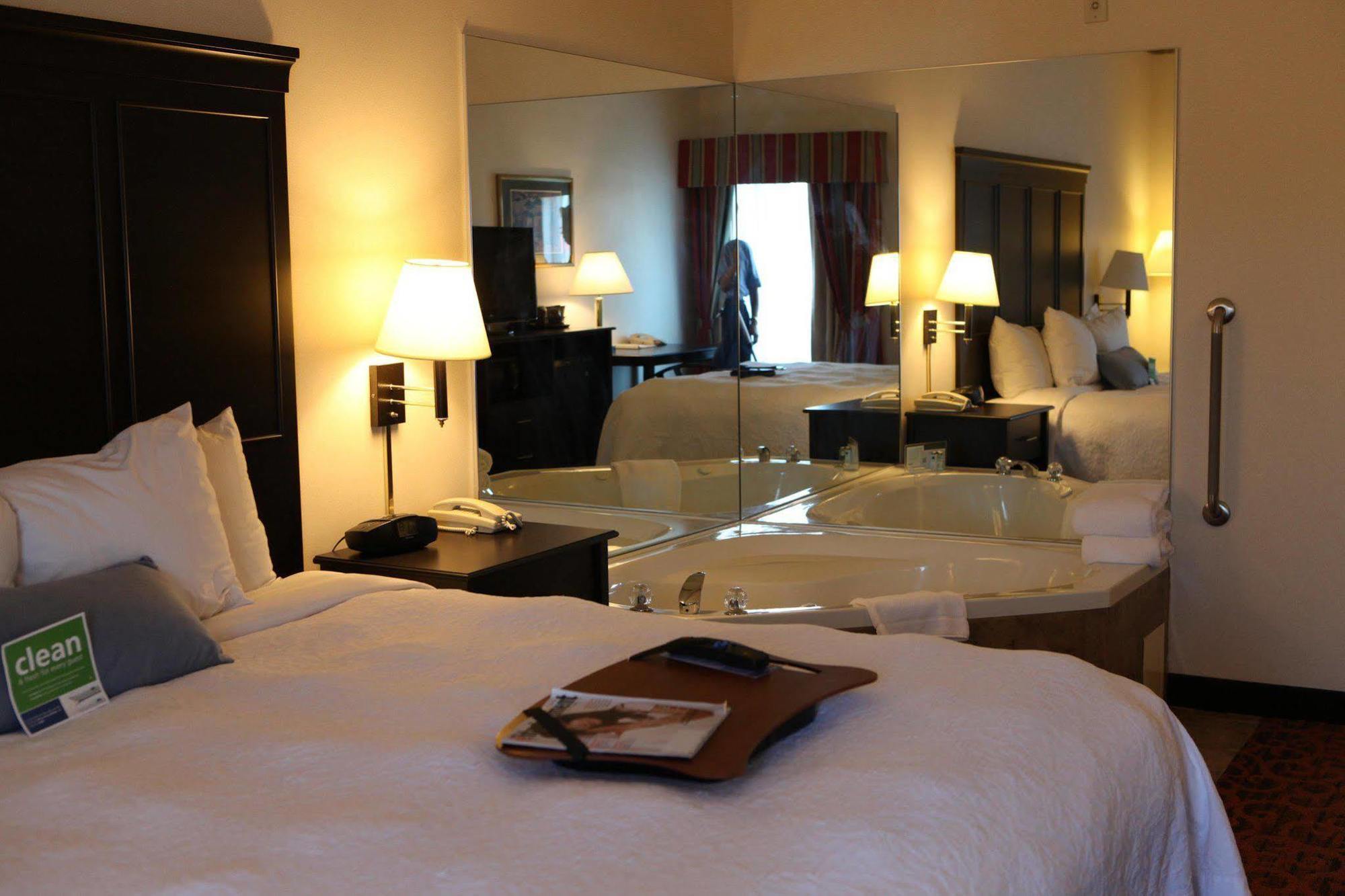 Country Inn & Suites By Radisson, Toronto Mississauga, On חדר תמונה
